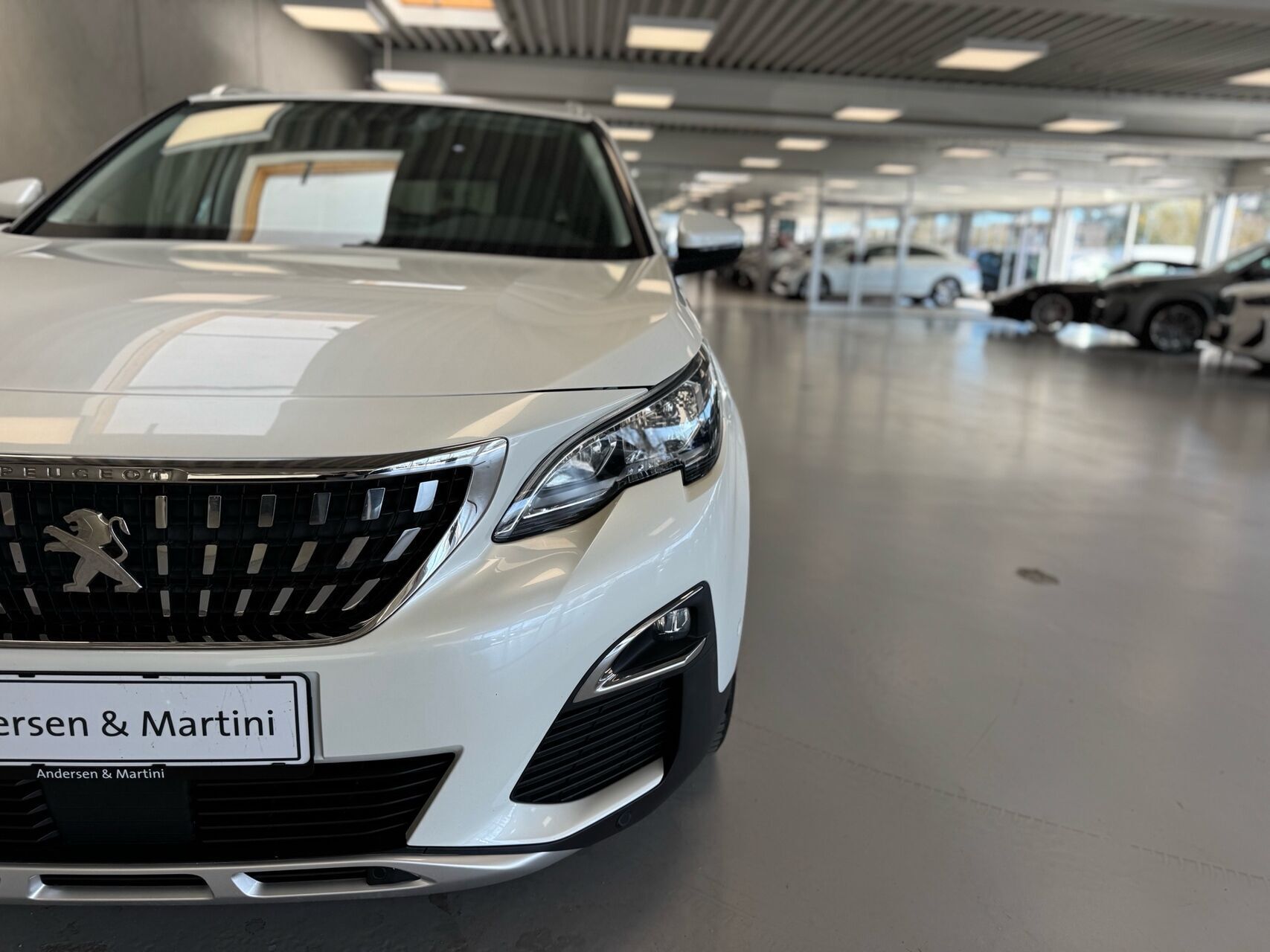 Hvid Peugeot 3008 fra 2020