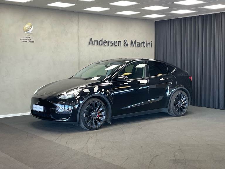 Tesla Model Y EL Performance AWD 534HK 5d Aut.