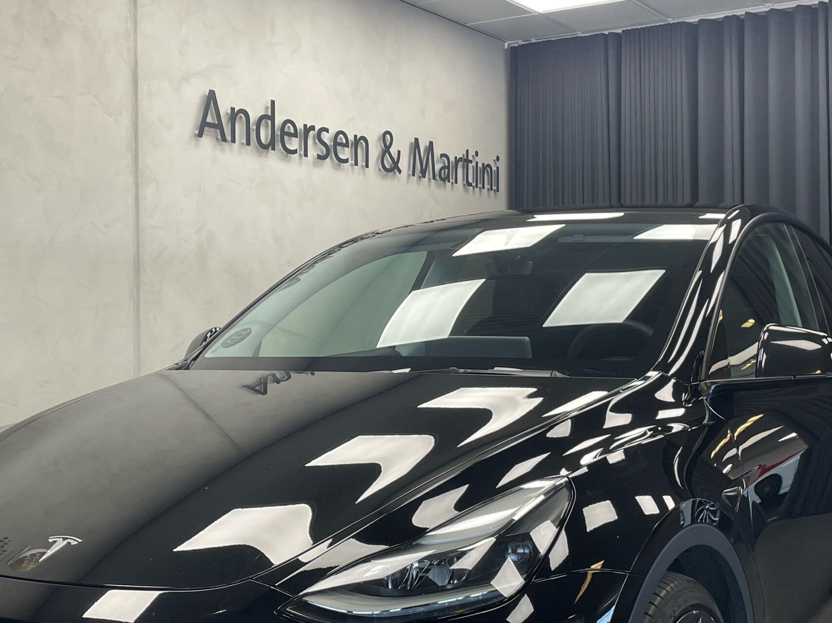 Tesla Model Y EL Performance AWD 534HK 5d Aut.