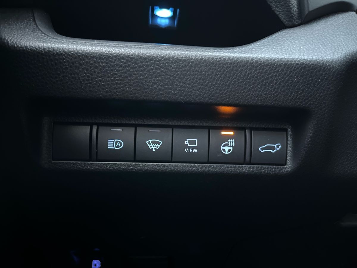 Hvid Toyota RAV4 Plug-in fra 2022