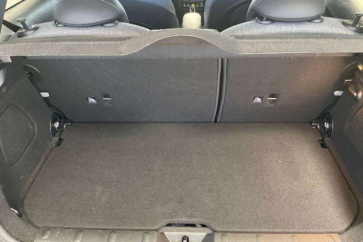 Sort Mini Cooper SE fra 2021