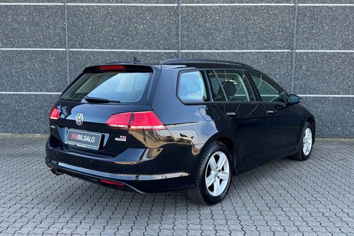 Sort VW Golf VII fra 2016