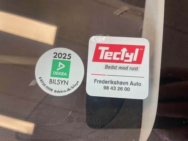 Rød Suzuki S-Cross fra 2019