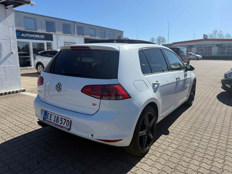 VW Golf VII 1,4 TSi 140 Highline DSG BMT