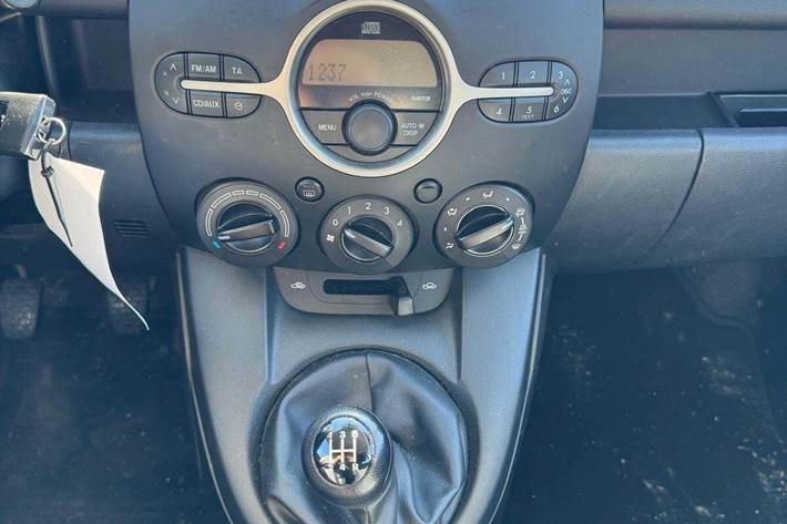 undefined Mazda 2 fra 2008