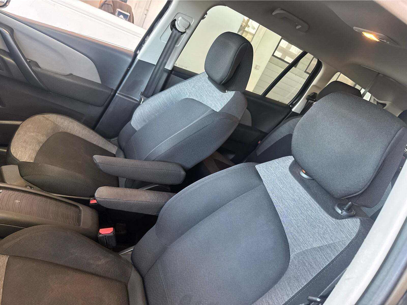 Sort Citroën Grand C4 Picasso fra 2018