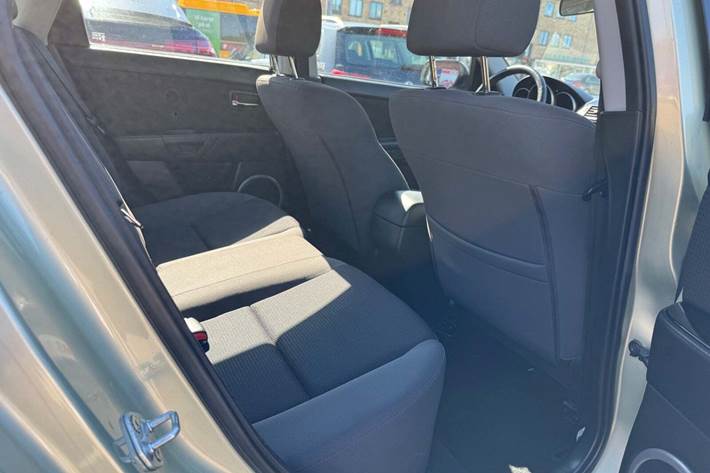 undefined Mazda 3 fra 2008