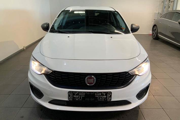 Hvid Fiat Tipo fra 2019
