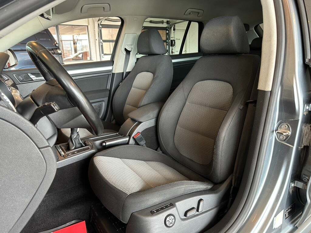 Skoda Superb 1,6 TDi 105 Ambition Combi GreenLine