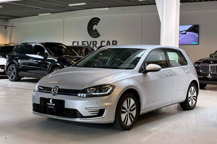 Sølv VW e-Golf VII fra 2019