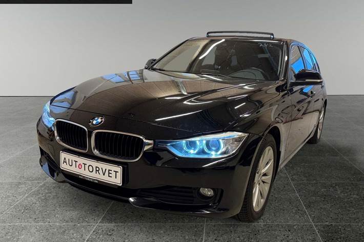 Sort BMW 318d fra 2015