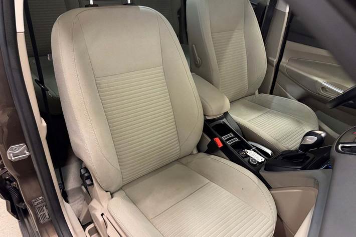 Brun Ford C-MAX fra 2016