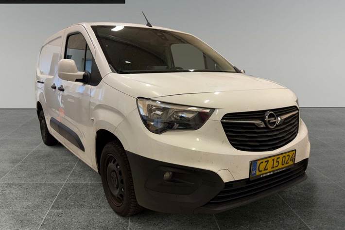 Hvid Opel Combo fra 2021