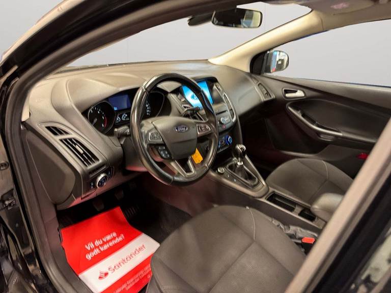 Ford Focus 1,5 TDCi 120 Business stc.