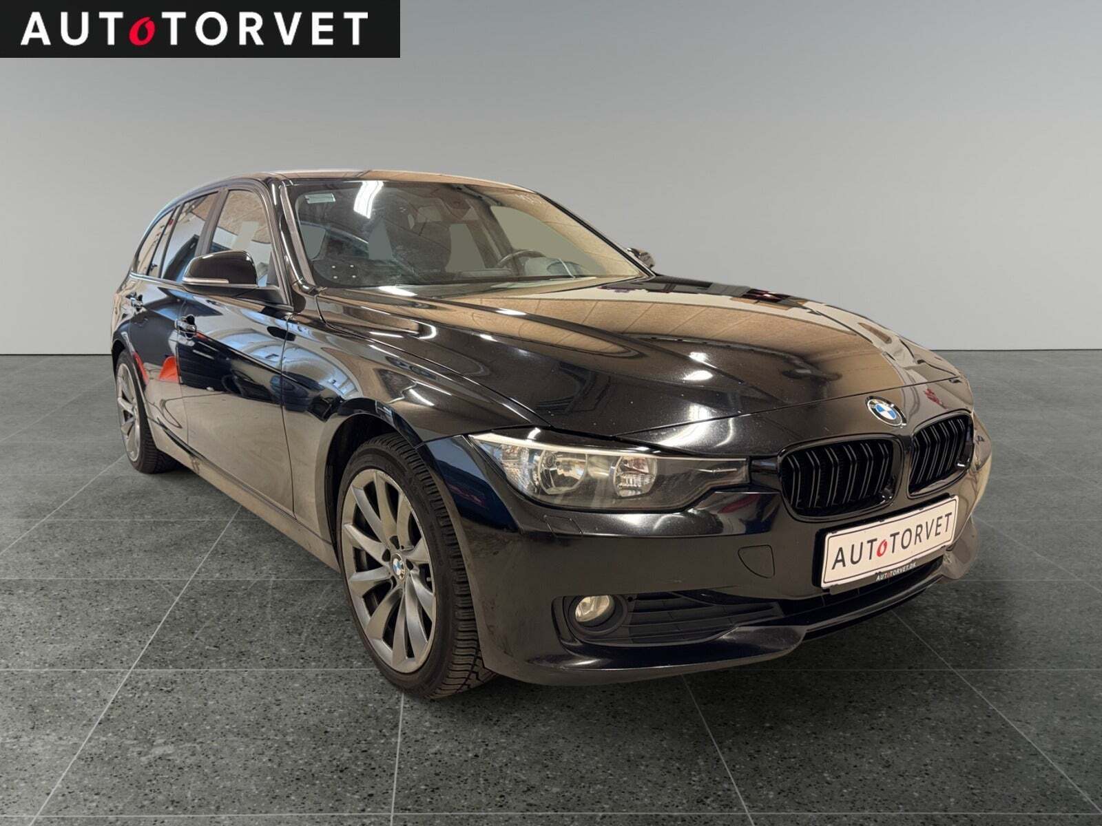 BMW 320d 2,0 Touring aut.