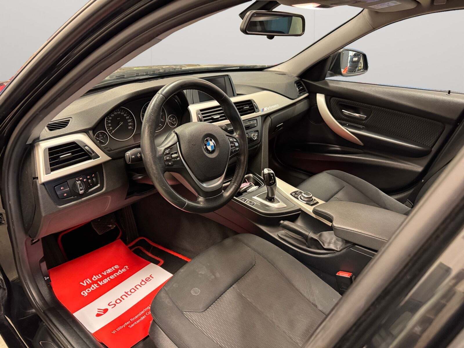 BMW 320d 2,0 Touring aut.