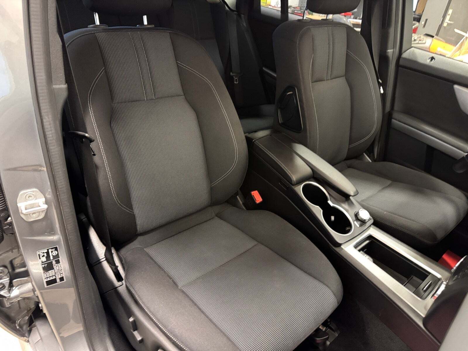 Orange Mercedes GLK220 fra 2015