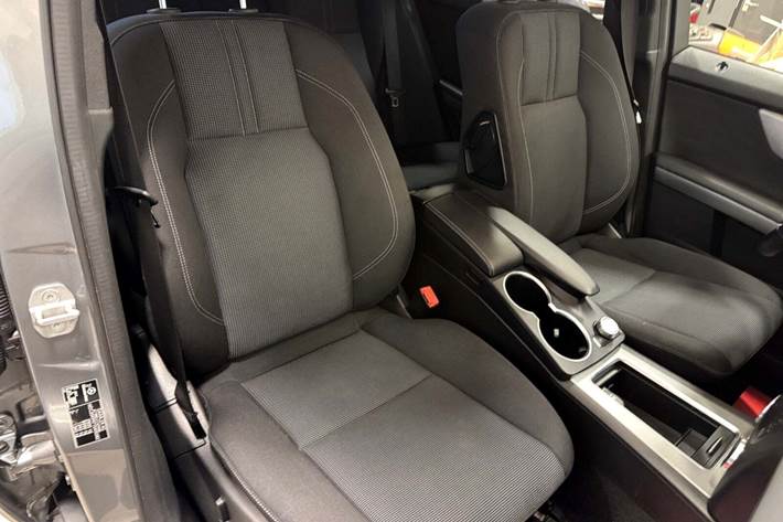 Orange Mercedes GLK220 fra 2015