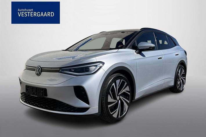 Sølv VW ID.4 fra 2022 set udefra