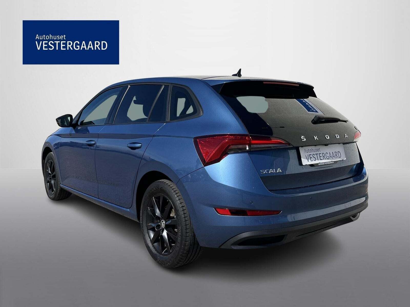Blå Skoda Scala fra 2021