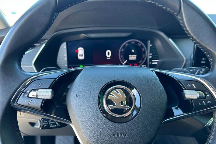 Blå Skoda Octavia fra 2020