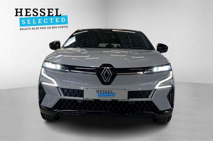 Grå Renault Megane E-Tech fra 2023