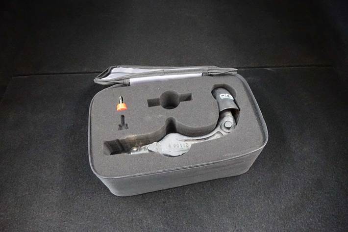 Hvid Tesla Model Y fra 2021