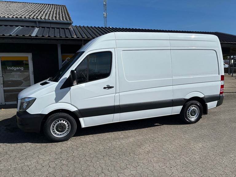 Mercedes Sprinter 316 2,2 CDi R2 Kassevogn
