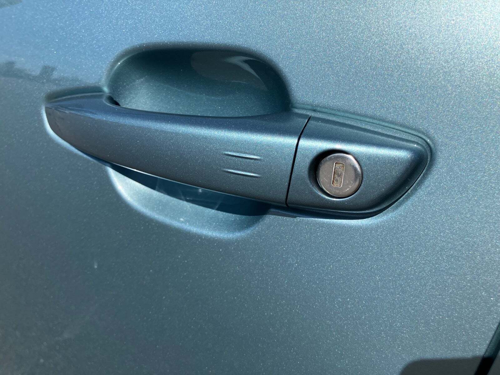 Blå Citroën ë-C4 fra 2024