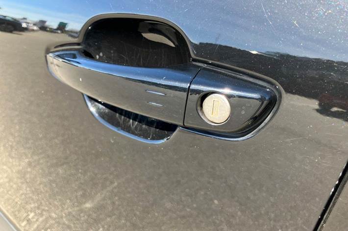 Sort Citroën ë-C4 fra 2024