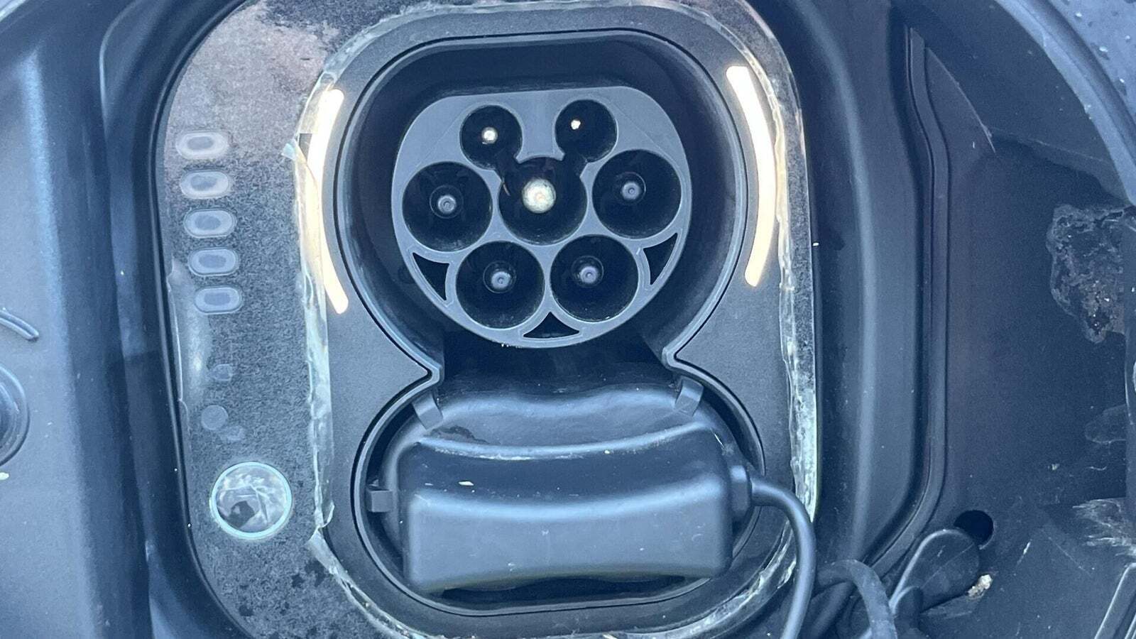 Blå Fiat 500e fra 2023