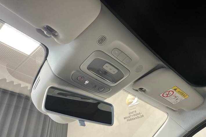 Hvid Fiat 500e fra 2023