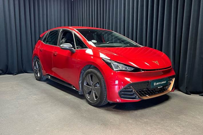 Rød Cupra Born fra 2023