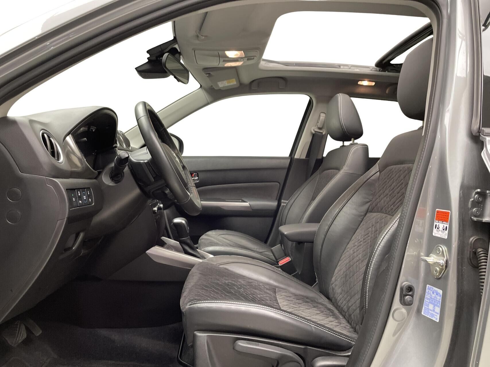 Suzuki Vitara 1,5 Hybrid Adventure AGS 102HK 5d 6g Aut.