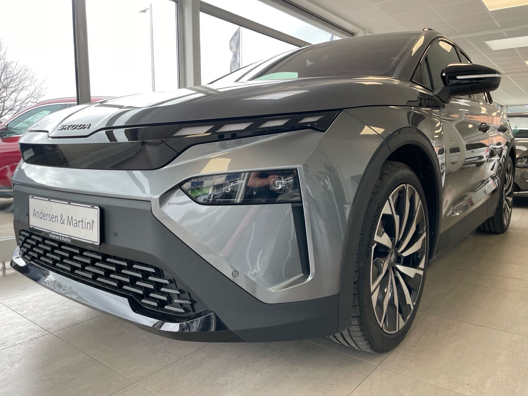 Grå Skoda Elroq fra 2026