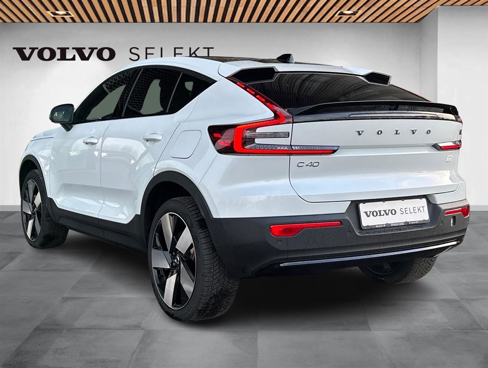 Volvo C40 Recharge Extended Range Ultimate 252HK 5d Aut.