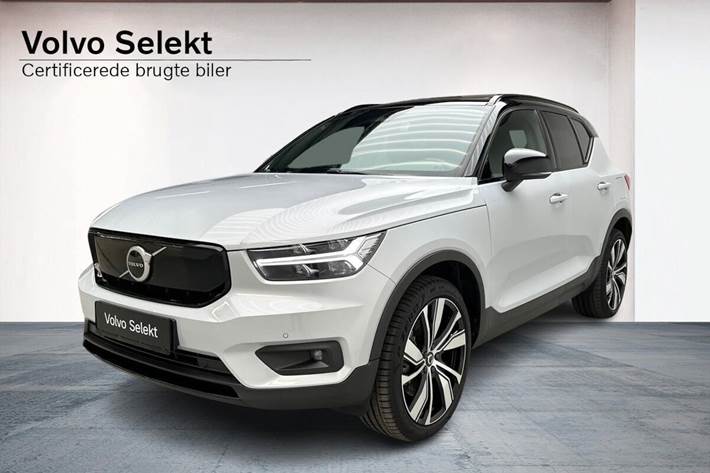Sølv Volvo XC40 fra 2020
