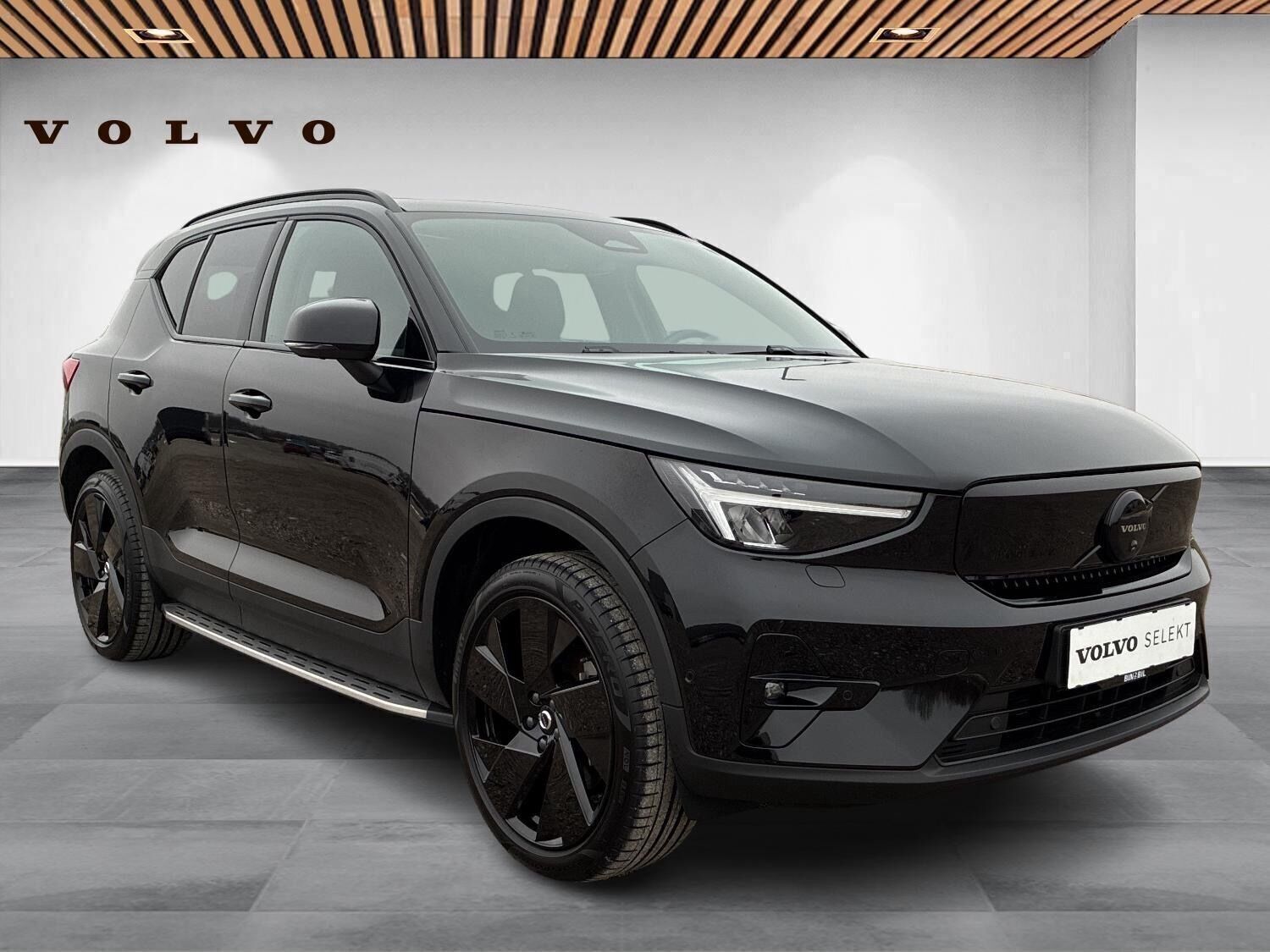 Volvo EX40 Single Motor Extended Range Black Edition 252HK 5d Aut.