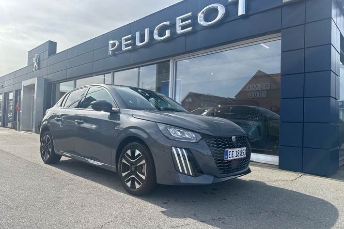 Grå Peugeot 208 fra 2024