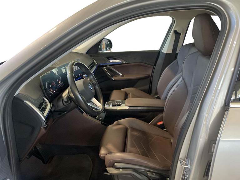 BMW iX1 xDrive30 X-Line