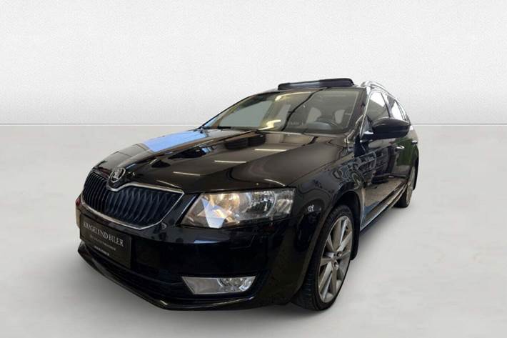 Grøn Skoda Octavia fra 2015