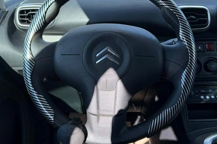 Sølv Citroën C3 fra 2011