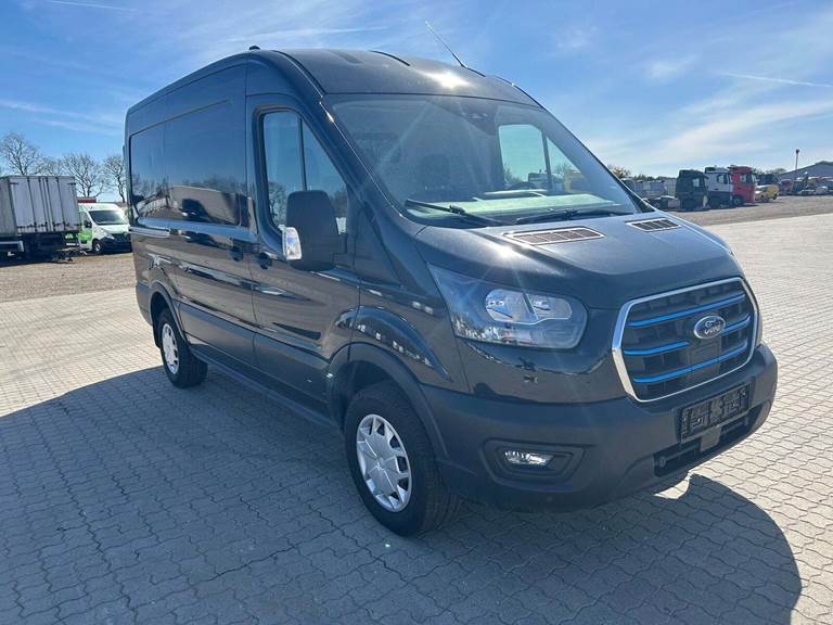 Ford E-Transit 390 L2 Van 68 Trend H2 RWD