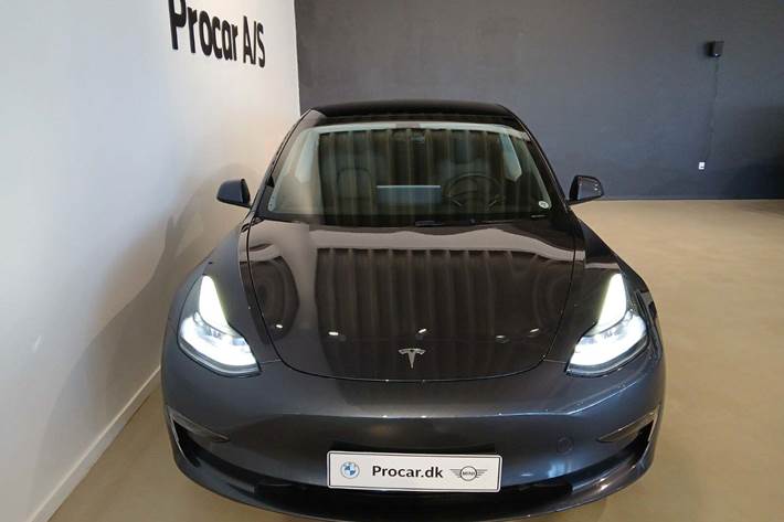 undefined Tesla Model 3 fra 2022