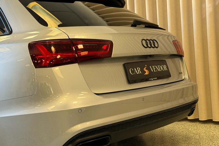 Grå Audi A6 fra 2018