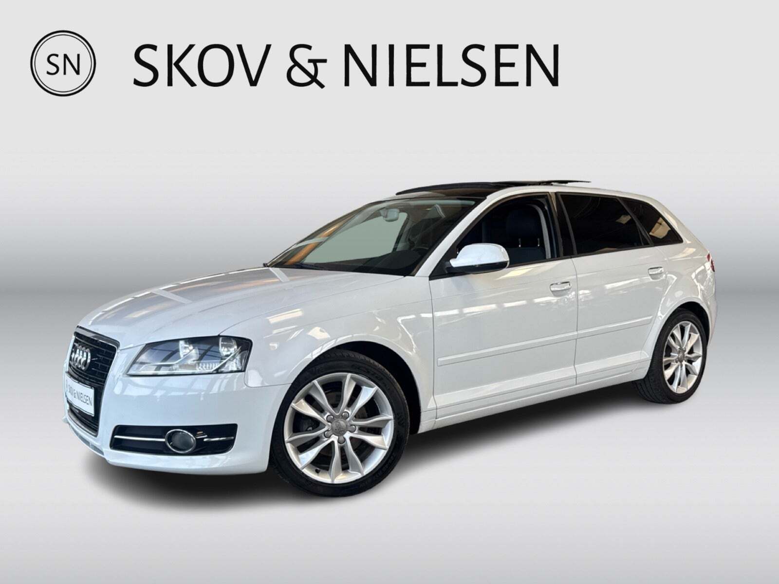 Audi A3 1,6 TDi Attraction Sportback