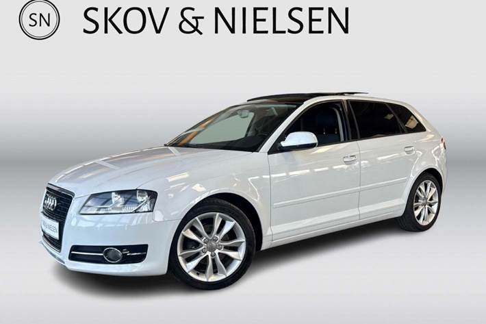 Hvid Audi A3 fra 2011