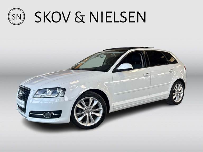 Audi A3 1,6 TDi Attraction Sportback