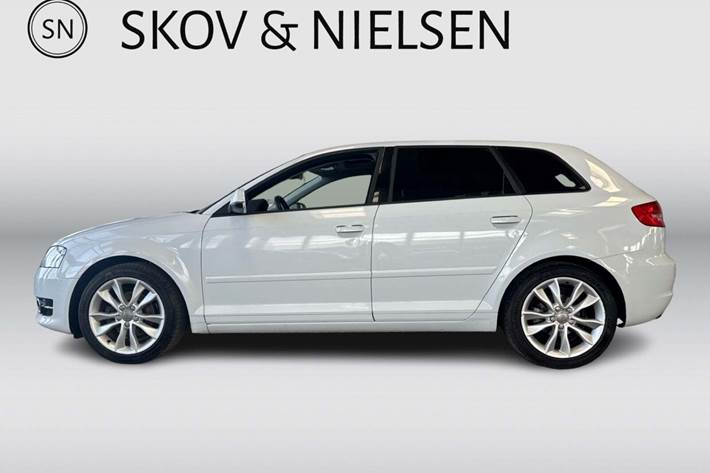 Hvid Audi A3 fra 2011