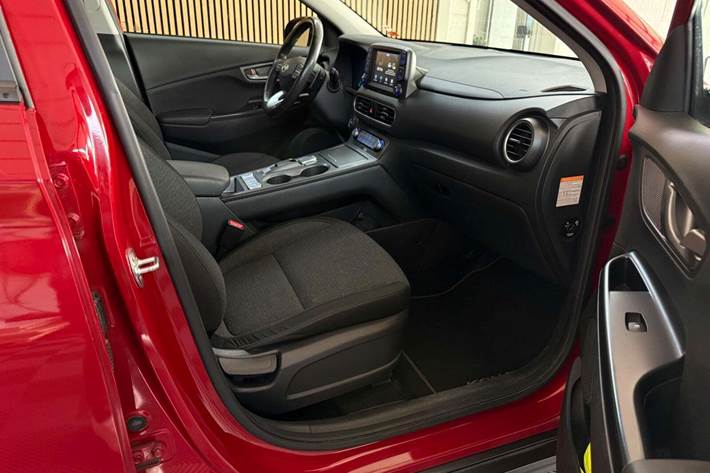 Rød Hyundai Kona fra 2020